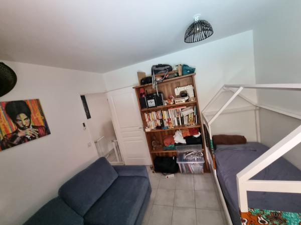 Les Abymes (97142) RECENTE MAISON T4 AUX ABYMES