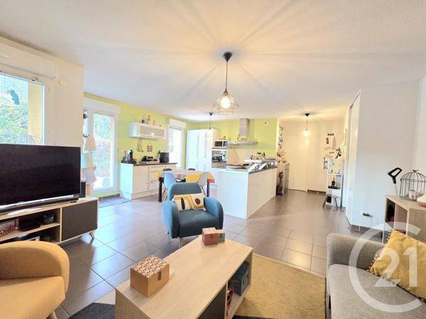 Appartement F3 à vendre  3 pièces - 63 m2 MARSEILLE - 13013