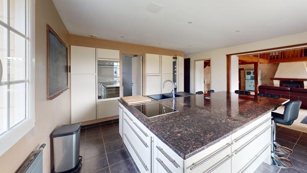 Maison Vouillé 200 M2