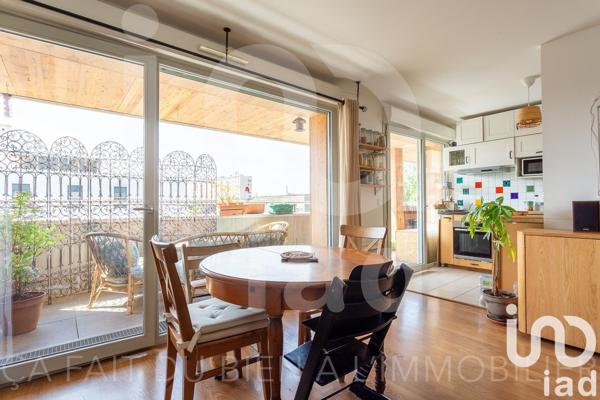 Appartement 4 pièces de 81 m² à Montreuil (93100)