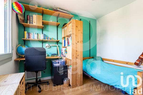 Appartement 4 pièces de 81 m² à Montreuil (93100)