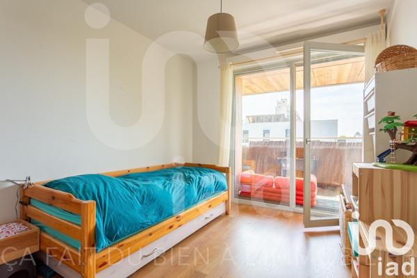 Appartement 4 pièces de 81 m² à Montreuil (93100)