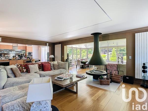 Maison à vendre 7 pièces 171 m² Lésigny