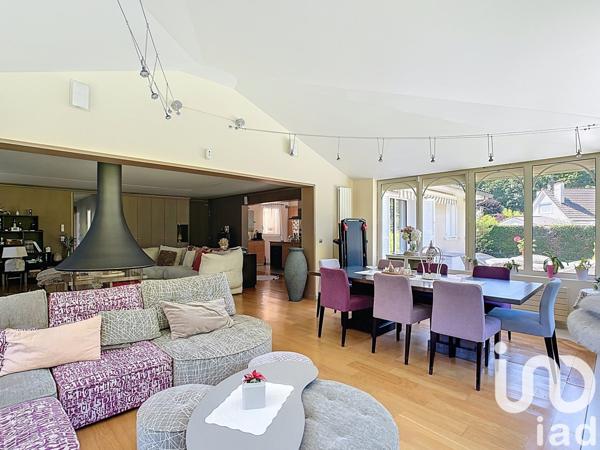 Maison à vendre 7 pièces 171 m² Lésigny