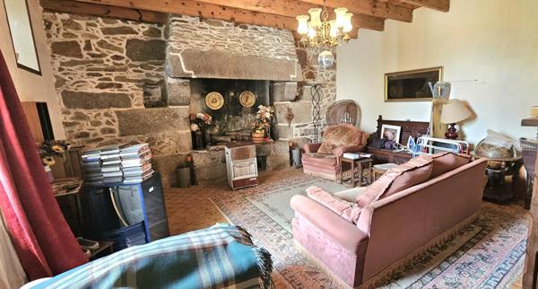 Immobilier Prat (22140) – Maison 183m2 – 172 000 €