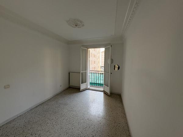 Appartement 4 pièces 81.97 m2