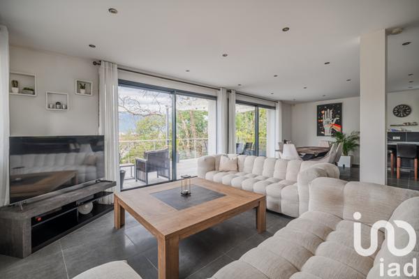 Maison à vendre 5 pièces 156 m² Eybens