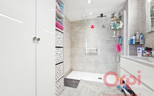 Appartement à vendre    2 pièces • 50,38 m2 Saint-Raphaël