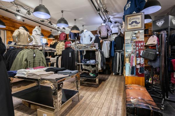 Draveil (91210) Fonds de commerce Prêt-à-porter 100 m² – Centre commercial Super U Draveil