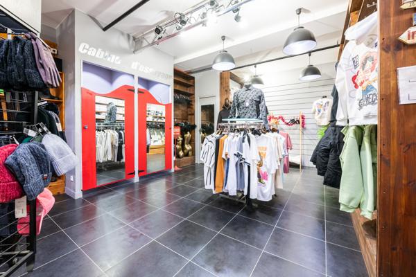 Draveil (91210) Fonds de commerce Prêt-à-porter 100 m² – Centre commercial Super U Draveil