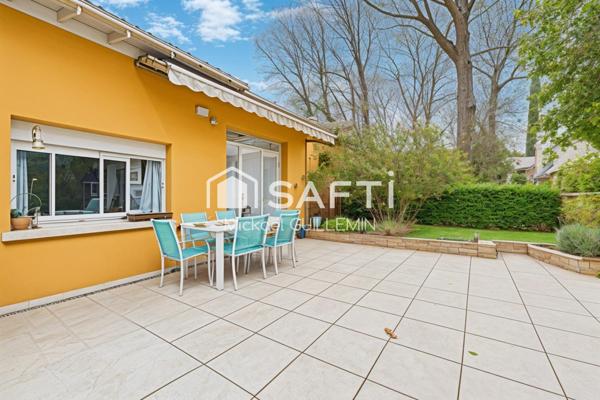 RARE SUR LE SECTEUR – Maison 230 m² + dépendance !