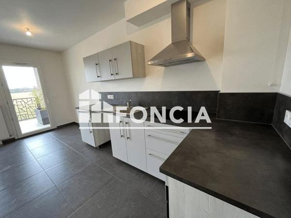 Location Appartement 3 pièces 76.3 m² - 120 RUE DE VOVES Le Coudray 28630