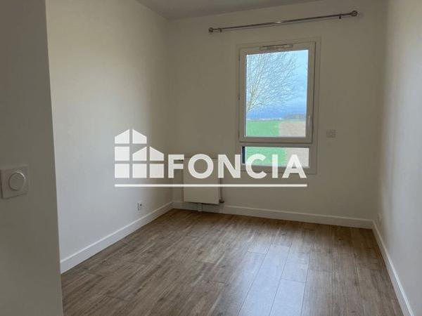 Location Appartement 3 pièces 76.3 m² - 120 RUE DE VOVES Le Coudray 28630