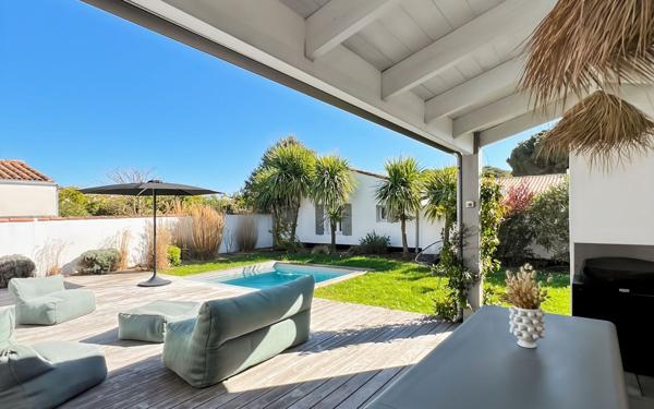Maison à vendre    5 pièces •  Le Bois-Plage-en-Ré