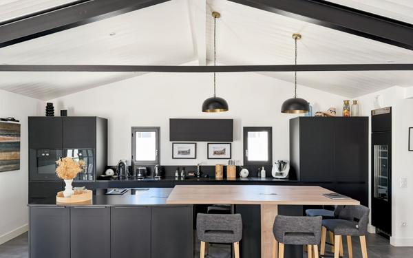 Maison à vendre    5 pièces •  Le Bois-Plage-en-Ré