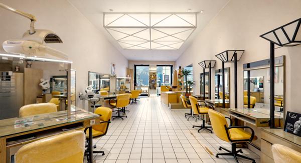 Fonds De Commerce - 125 m²