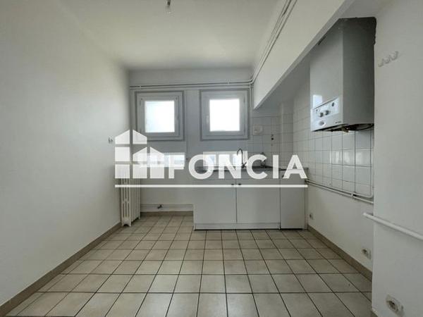 Location Appartement 5 pièces 80.88 m² - RUE FRANCIS POULENC Carcassonne 11000