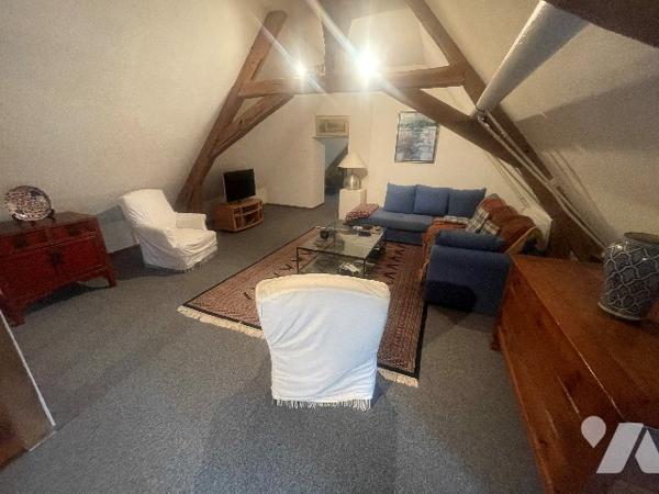 À MONT-PRES-CHAMBORD