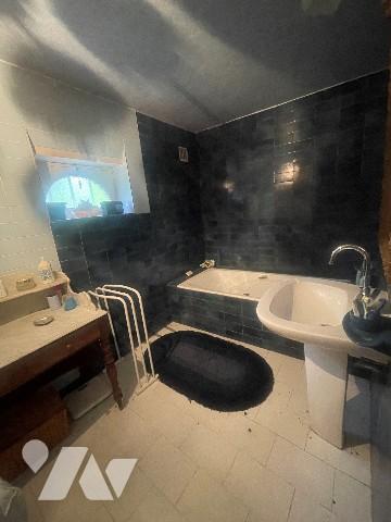 À MONT-PRES-CHAMBORD