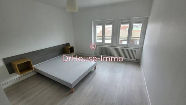 Appartement à louer 3 pièces de 83 m²