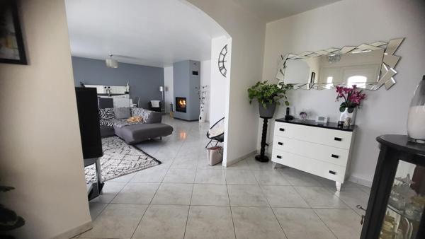 grande maison familiale avec piscine proche de Pau