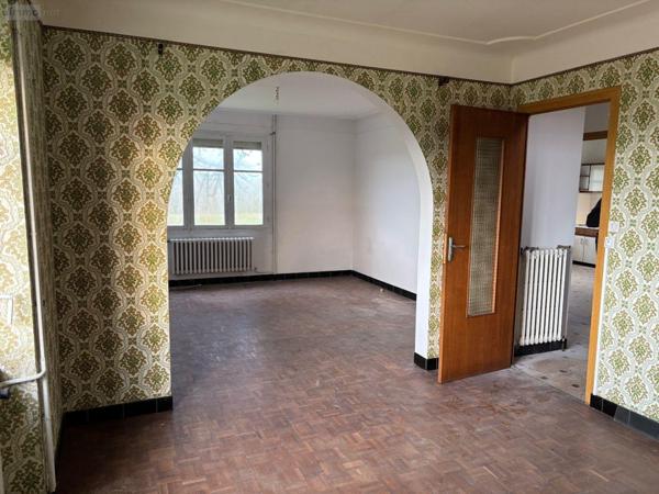 Maison à restaurer à vendre à Briec dans le Finistère (29510), ref : MAIS/996   
Campagne