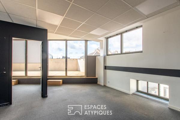Le Panoramique : Appartement loft contemporain en dernier étage Place Lafayette