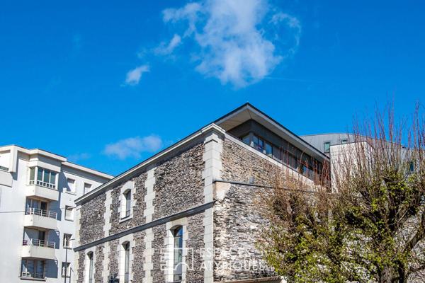 Le Panoramique : Appartement loft contemporain en dernier étage Place Lafayette