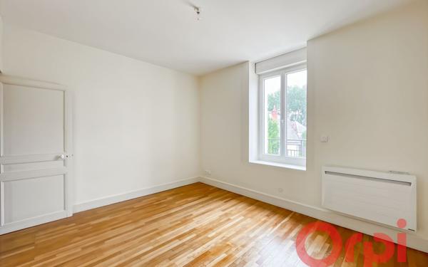 Maison à vendre    5 pièces • 107,74 m2 Saint-Florent-sur-Cher