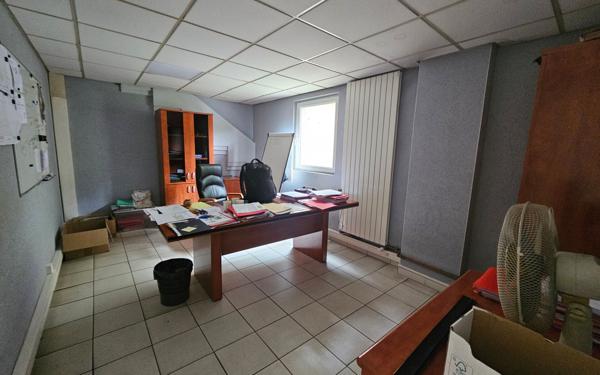 Maison à vendre    2 pièces •  Knutange