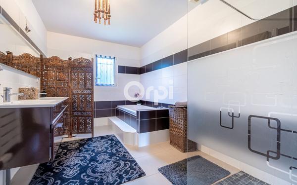 Maison à vendre    5 pièces •  Saint-Just-le-Martel