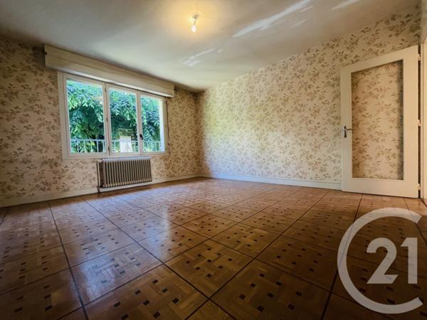 Appartement F4 à vendre  4 pièces - 88,60 m2 MOULINS - 03