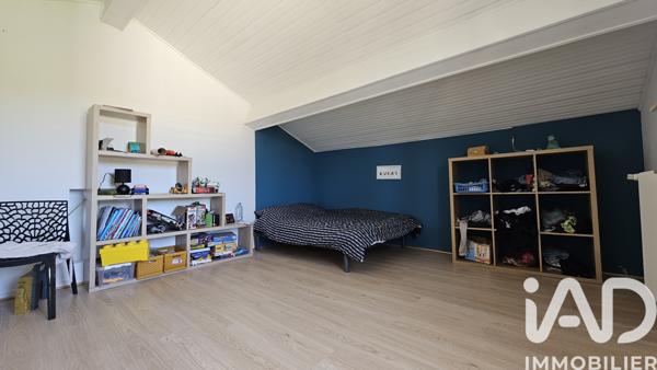 Maison à vendre 4 pièces 108 m² Saint-Yrieix-sur-Charente