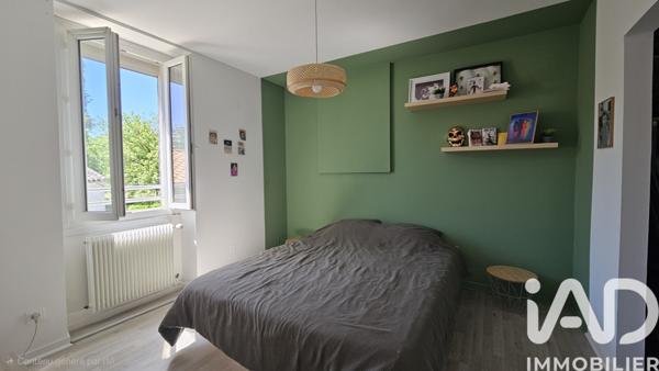 Maison à vendre 4 pièces 108 m² Saint-Yrieix-sur-Charente