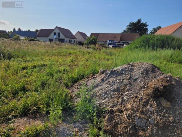 Terrain à Batir à vendre à Le Thuit-de-l'Oison dans l'Eure (27370), ref : 95000