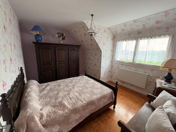 Maison à vendre |  Saint-Pol-de-Léon |  6 pièces | 105 m²