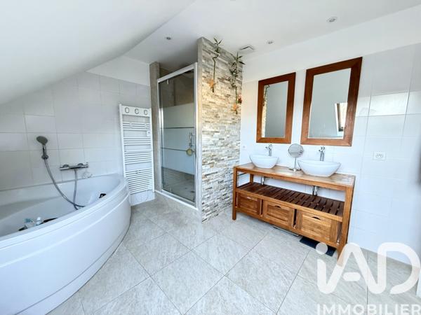 Maison à vendre 6 pièces 134 m² Santeny