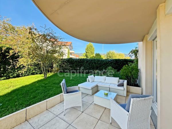 Appartement à vendre 3 pièces DIVONNE LES BAINS (01) - 91m2 - jardin (350m2), cave (10m2), garage (21m2)