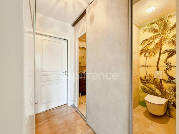 Appartement à vendre 3 pièces DIVONNE LES BAINS (01) - 91m2 - jardin (350m2), cave (10m2), garage (21m2)