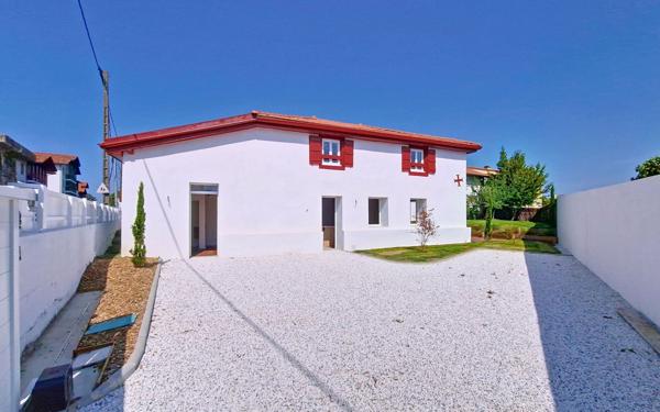 Maison à vendre    5 pièces • 168 m2 Anglet