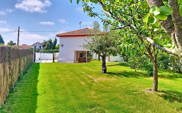 Maison à vendre    5 pièces • 168 m2 Anglet