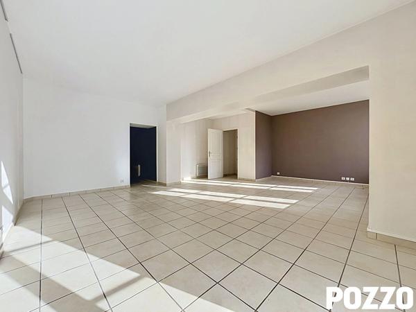 Appartement Trouville Sur Mer 4 pièce(s) 97 m2 TROUVILLE SUR MER