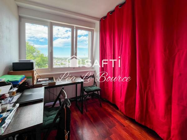 EXCLUSIVITÉ – DUPLEX DE CARACTÈRE DE 97 m² – DERNIER ÉTAGE