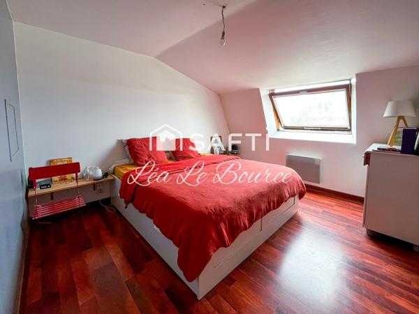 EXCLUSIVITÉ – DUPLEX DE CARACTÈRE DE 97 m² – DERNIER ÉTAGE