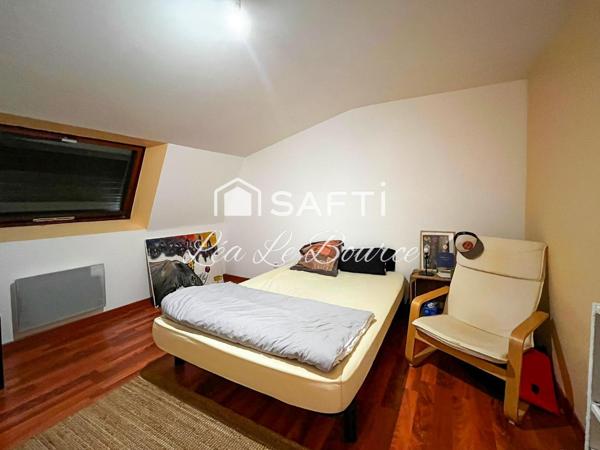 EXCLUSIVITÉ – DUPLEX DE CARACTÈRE DE 97 m² – DERNIER ÉTAGE