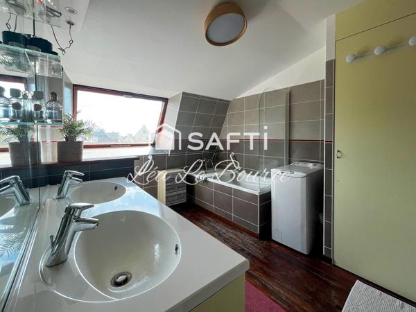 EXCLUSIVITÉ – DUPLEX DE CARACTÈRE DE 97 m² – DERNIER ÉTAGE