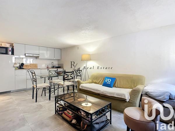 Maison à vendre 6 pièces 185 m² La Roque-d'Anthéron