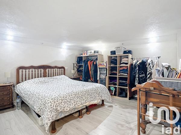 Maison à vendre 6 pièces 185 m² La Roque-d'Anthéron