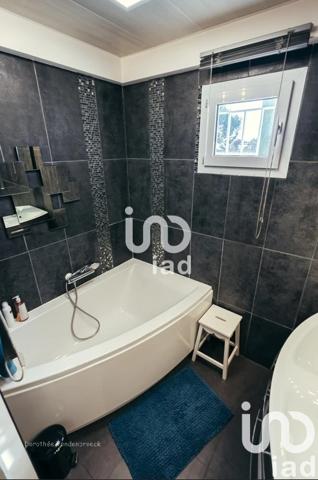 Maison à vendre 5 pièces 93 m² Vitrolles