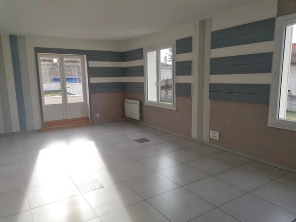 Vente Maison 7 pièces 164 m2 à Saint-Germain-Lembron